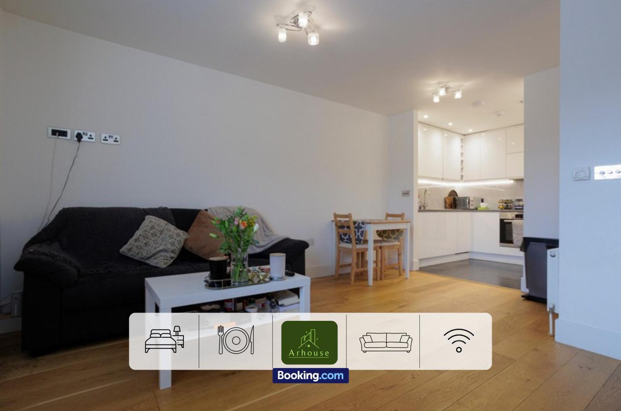 One Bedroom Apartment By Arhouse Apartments Short Lets & Serviced Accommodation Kingston With Free Wifi Kingston upon Thames  Esterno foto